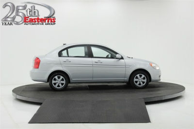 2011 Hyundai Accent  GLS