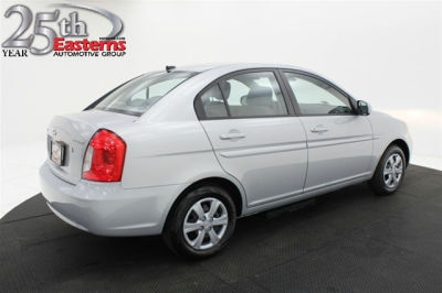 2011 Hyundai Accent  GLS