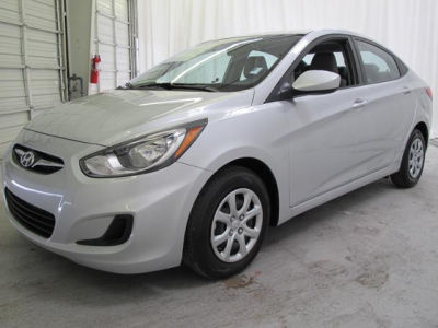 2012 Hyundai Accent GLS