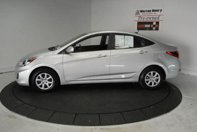 2012 Hyundai Accent  GLS