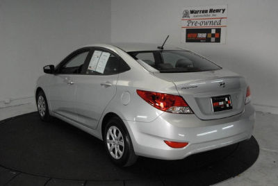 2012 Hyundai Accent  GLS