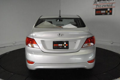 2012 Hyundai Accent  GLS