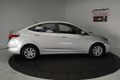 2012 Hyundai Accent  GLS