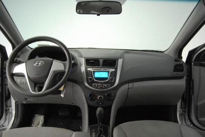 2012 Hyundai Accent  GLS