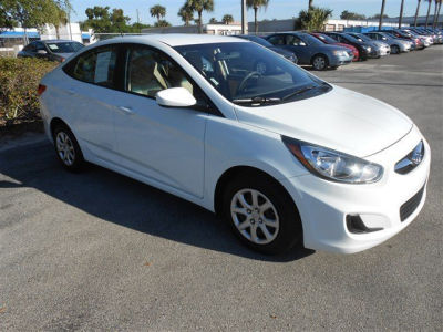 2013 Hyundai Accent  GLS
