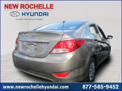 2012 Hyundai Accent  GLS