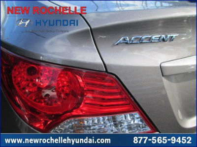 2012 Hyundai Accent  GLS