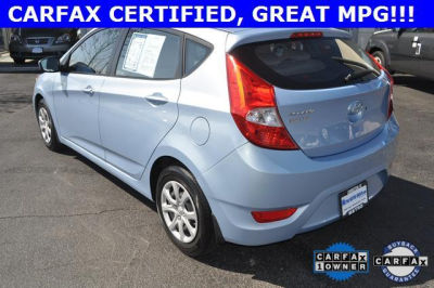 2012 Hyundai Accent  GS