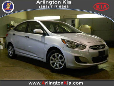 2012 Hyundai Accent GLS