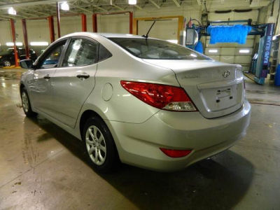 2012 Hyundai Accent  GLS