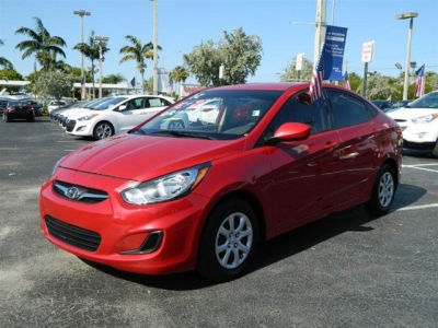 2012 Hyundai Accent  GLS