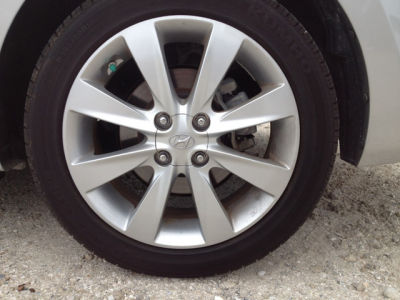 2012 Hyundai Accent GLS