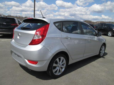 2012 Hyundai Accent