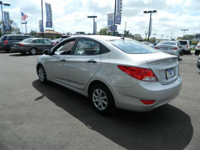 2012 Hyundai Accent  GLS