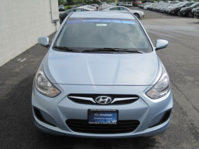 2012 Hyundai Accent  GS