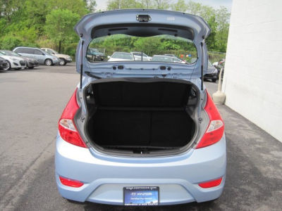 2012 Hyundai Accent  GS