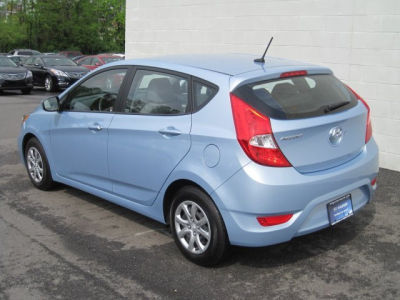 2012 Hyundai Accent  GS
