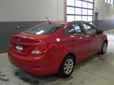 2013 Hyundai Accent  GLS