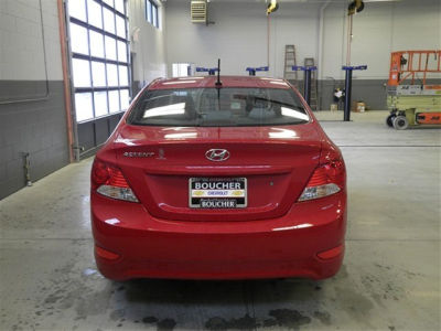 2013 Hyundai Accent  GLS