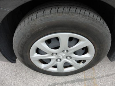 2012 Hyundai Accent  GLS