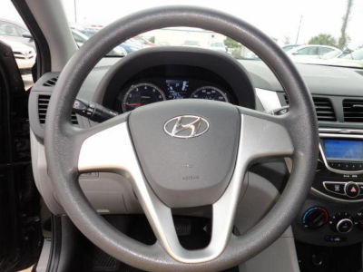 2012 Hyundai Accent  GLS