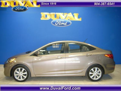 2012 Hyundai Accent GLS