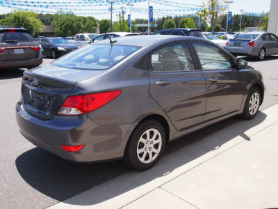 2012 Hyundai Accent  GLS