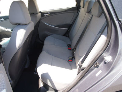 2012 Hyundai Accent  GLS