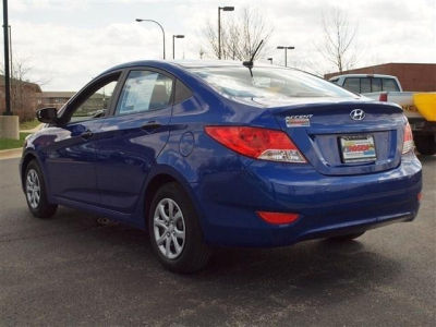 2012 Hyundai Accent  GLS