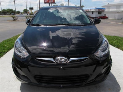 2012 Hyundai Accent  GLS