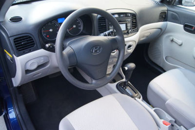 2010 Hyundai Accent  GLS