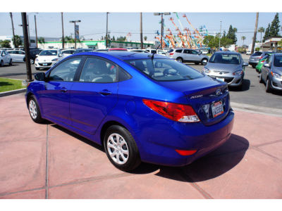 2013 Hyundai Accent GLS