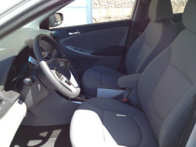 2012 Hyundai Accent  GLS