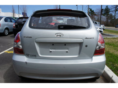 2011 Hyundai Accent  GL