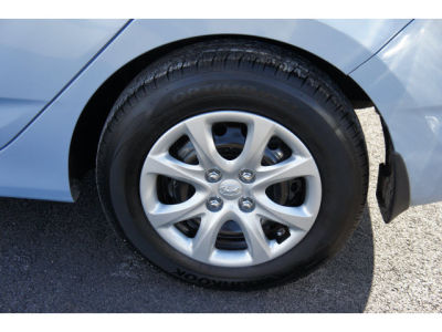2012 Hyundai Accent  GS