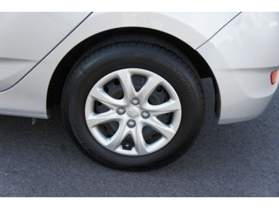 2012 Hyundai Accent  GS