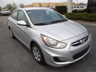 2012 Hyundai Accent  GLS