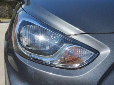 2012 Hyundai Accent  GLS