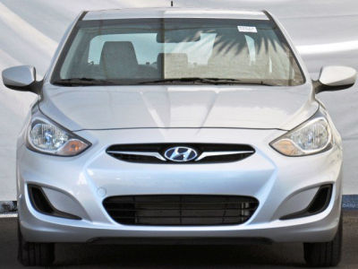 2013 Hyundai Accent  GLS