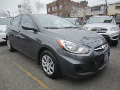 2012 Hyundai Accent  GS