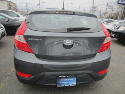 2012 Hyundai Accent  GS