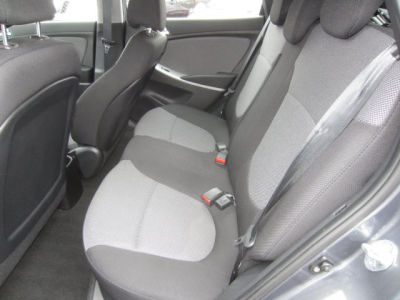 2012 Hyundai Accent  GS