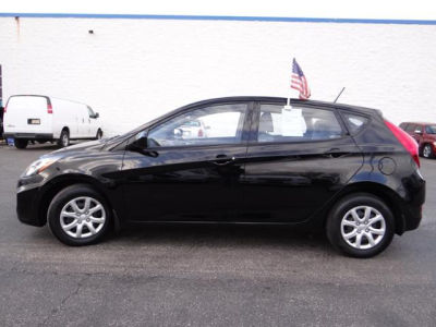 2012 Hyundai Accent  GS