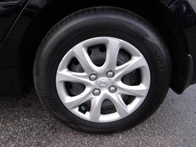 2012 Hyundai Accent  GS