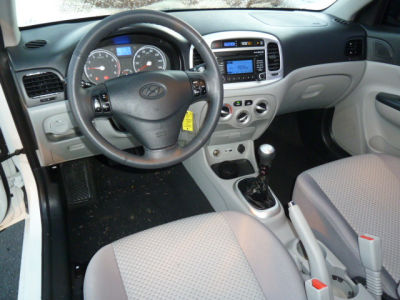 2010 Hyundai Accent SE