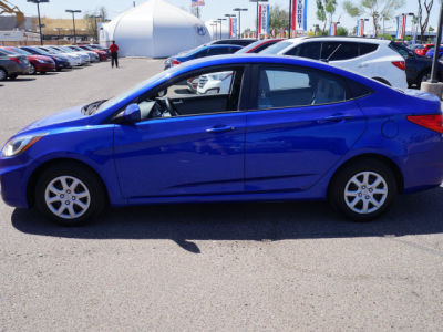 2012 Hyundai Accent  GLS