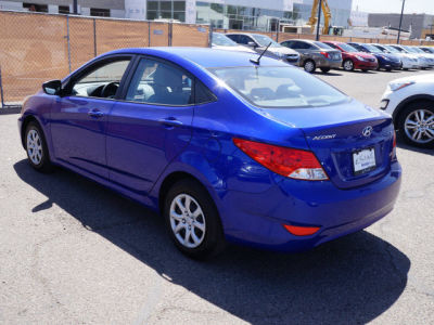 2012 Hyundai Accent  GLS