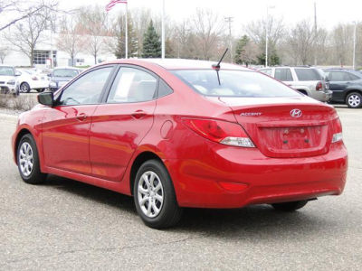 2012 Hyundai Accent  GLS