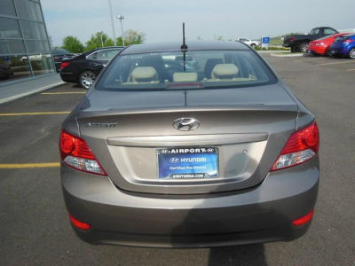 2012 Hyundai Accent  GLS