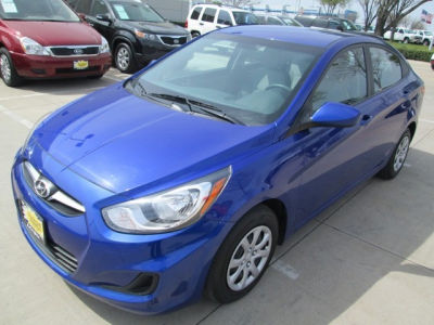 2012 Hyundai Accent GLS